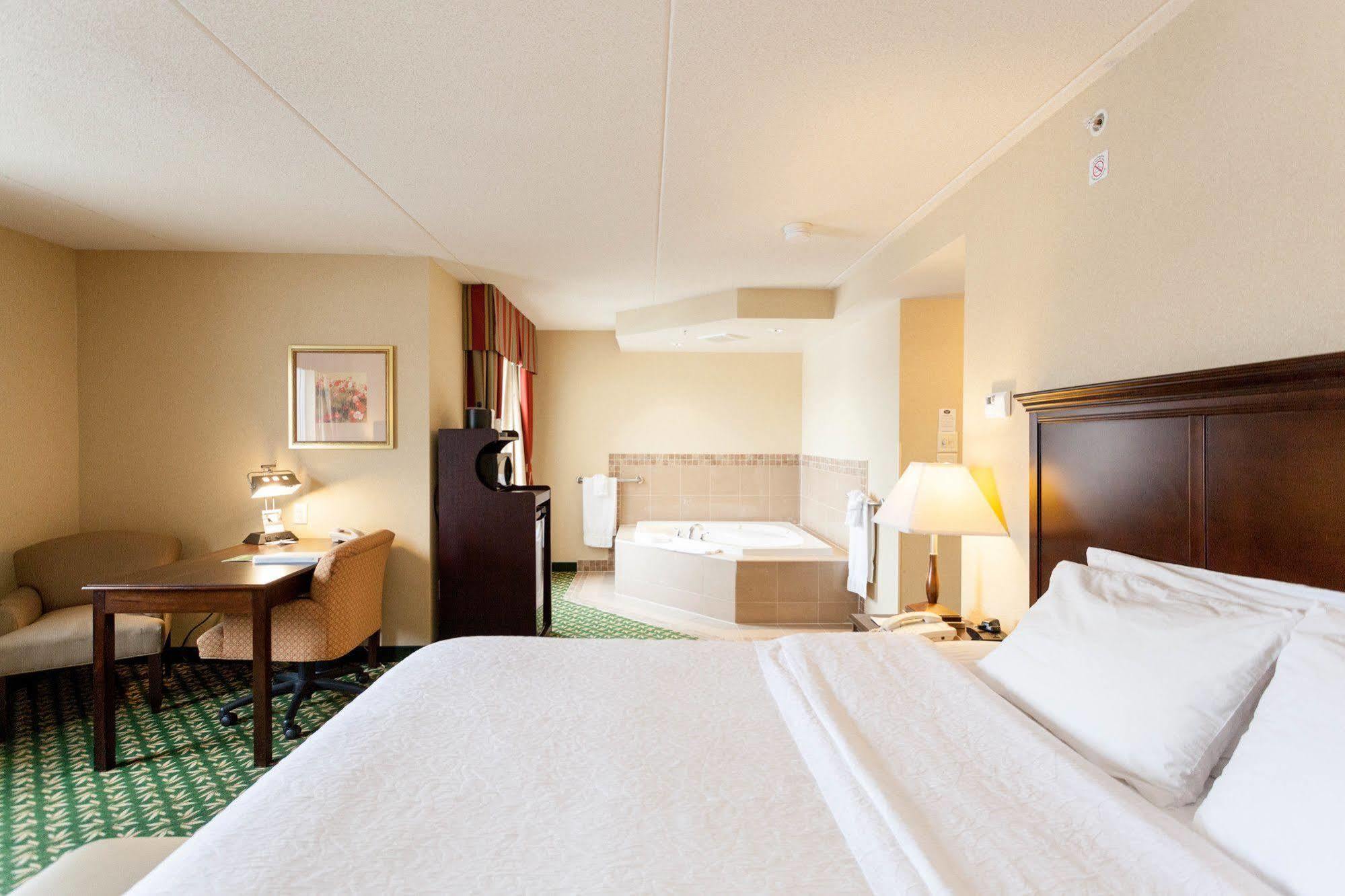 Hampton Inn London Ontario Exterior foto